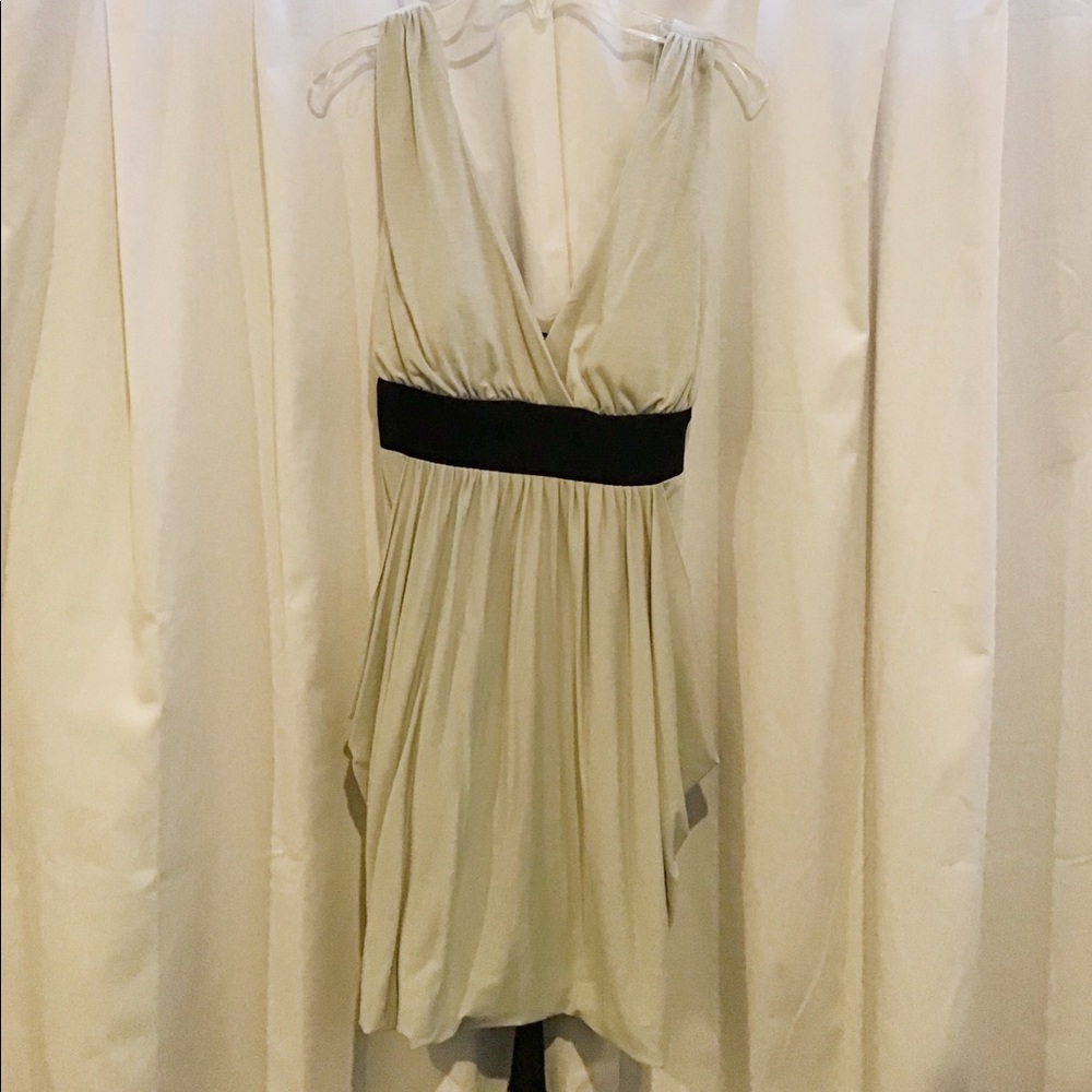 Light grey dress with POCKETS